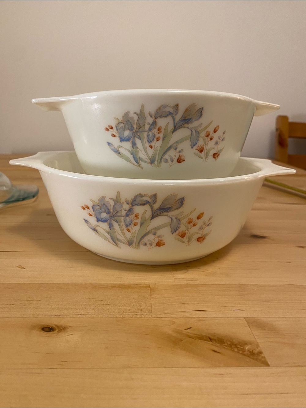 Pyrex Blue Iris Dish Set (2)- Made in England